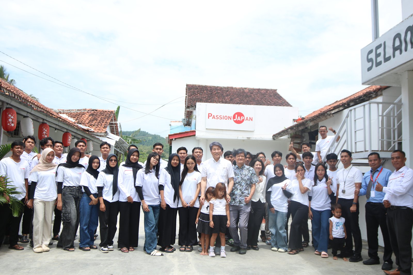 Kegiatan Refreshment dan Kunjungan Perusahaan Jepang